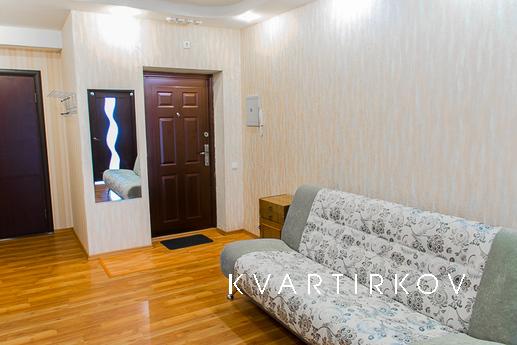 Большая, светлая, двухкомнатная квартира, Екатеринбург - квартира посуточно