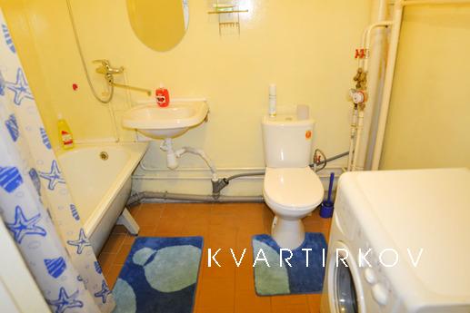 Здам 1-к кв Аквапарк, Аеропорт, Метро., Єкатеринбург - квартира подобово