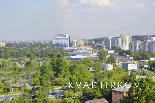 Здам 1-к кв Аквапарк, Аеропорт, Метро., Єкатеринбург - квартира подобово