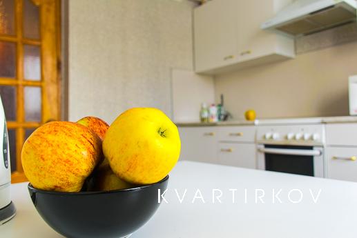 Сдам 2-к кв посуточно Аэропорт, Метро., Екатеринбург - квартира посуточно