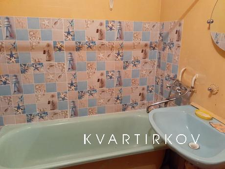 I rent an apartment for daily rent in Ba, Bakhmut (Artemivsk) - apartment by the day