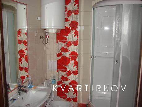 daily and hourly apartment in the center, Simferopol - apartment by the day