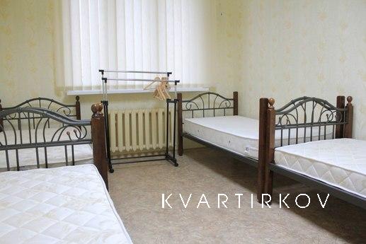 Номери, окремі місця в євро-хостелі, Київ - квартира подобово
