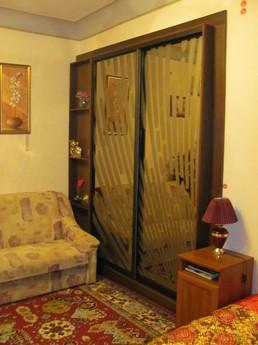 Rent 1-flat in Odessa, in the center of the day, from the ow