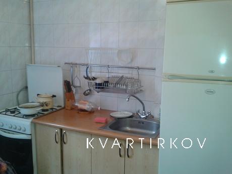 Apartment for rent in Alushta, Alushta - apartment by the day
