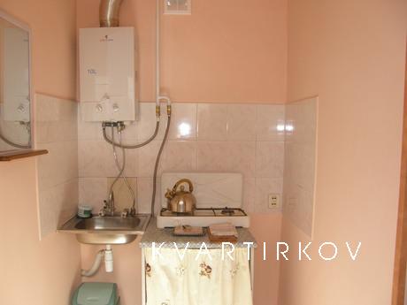Comfortable rooms in a private house, Alushta - apartment by the day