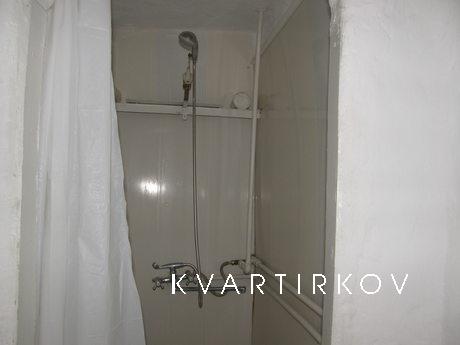 Private sector in Alushta, Alushta - apartment by the day