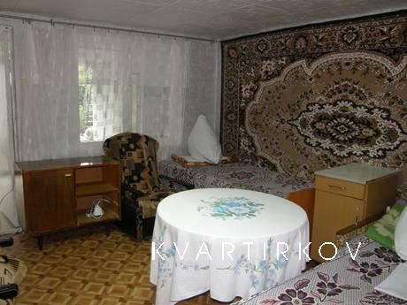 Private sector in Alushta, Alushta - apartment by the day