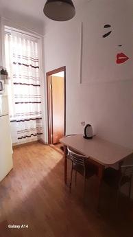 1 ком,ц.Св.Анны,парковка,Хорватська, Львов - квартира посуточно
