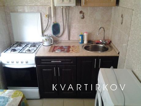 Сдаю квартиру рядом с метро *Горки*, Казань - квартира посуточно