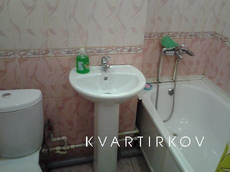 Сдаю квартиру рядом с метро *Горки*, Казань - квартира посуточно