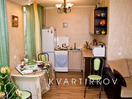 Comfortable apartment in the center, Volgograd - apartment by the day