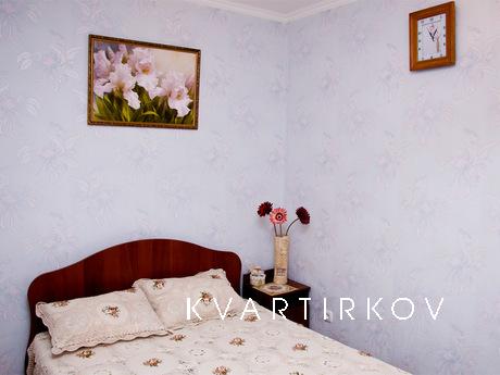 Comfortable apartment in the center, Volgograd - apartment by the day