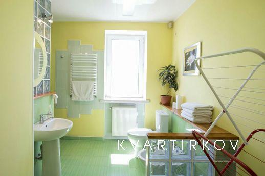 Rent the second floor of a private house, Kamianets-Podilskyi - apartment by the day