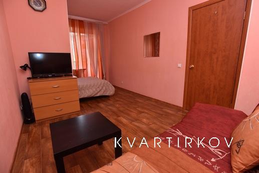 1к. кв-ра в самом ЦЕНТРЕ Екатеринбург, Екатеринбург - квартира посуточно