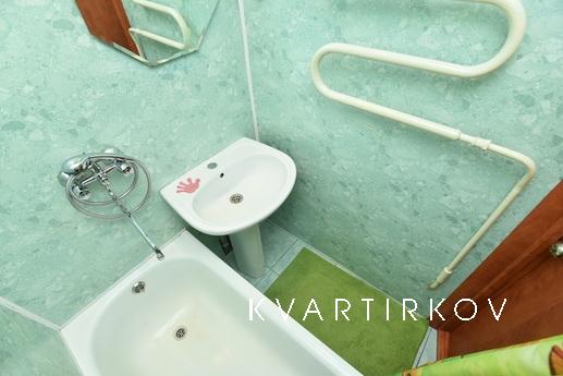 1к. кв-ра в самом ЦЕНТРЕ Екатеринбург, Екатеринбург - квартира посуточно