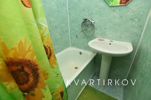 1к. кв-ра в самом ЦЕНТРЕ Екатеринбург, Екатеринбург - квартира посуточно