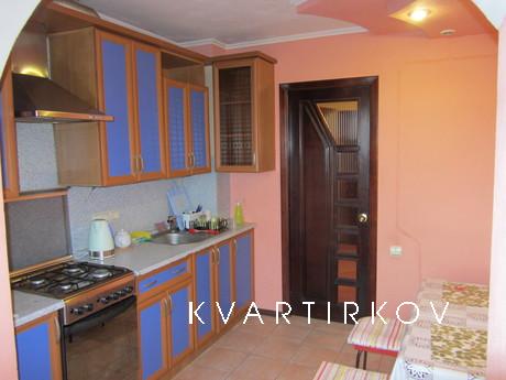 Comfortable apartment on Dimitrova, Krasnodar - apartment by the day
