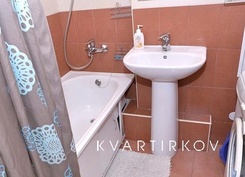 Comfortable apartment in a step from the, Санкт-Петербург - квартира подобово