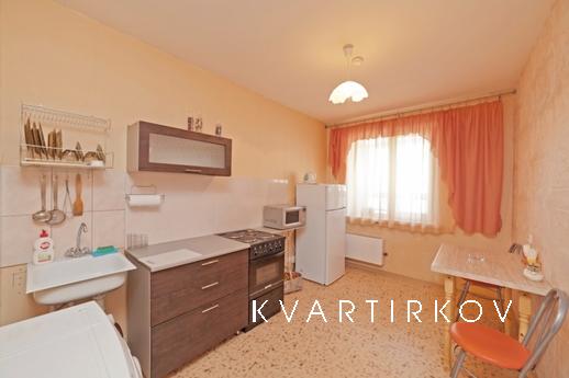 Квартира рядом с Детской обл. больницей, Екатеринбург - квартира посуточно