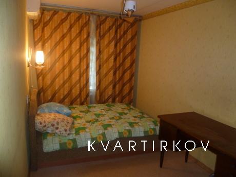 Уютная 2-х комнатная квартира, Комсомольск-на-Амуре - квартира посуточно