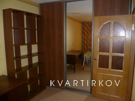 Уютная 2-х комнатная квартира, Комсомольск-на-Амуре - квартира посуточно