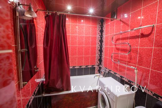 Затишна 1-кімнатна, Комсомольськ-на-Амурі - квартира подобово