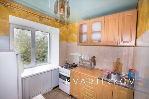 Затишна 1-кімнатна, Комсомольськ-на-Амурі - квартира подобово