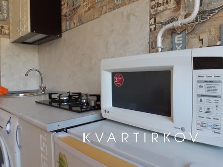 Уютная квартира студия, Комсомольск-на-Амуре - квартира посуточно