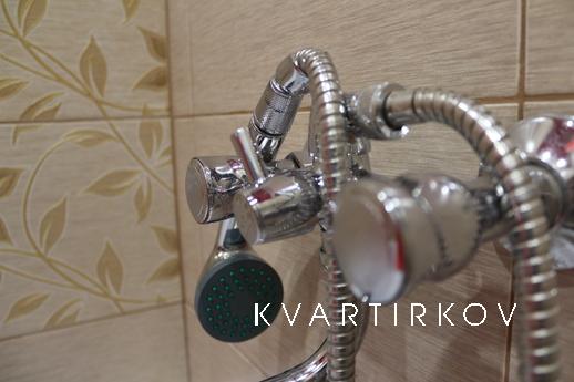 Уютная квартира студия, Комсомольск-на-Амуре - квартира посуточно