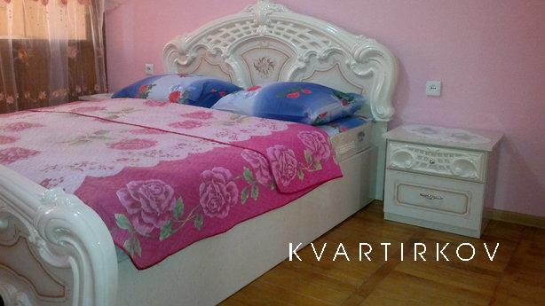 3-х квартира в центрі на короткі терміни, Сочі - квартира подобово