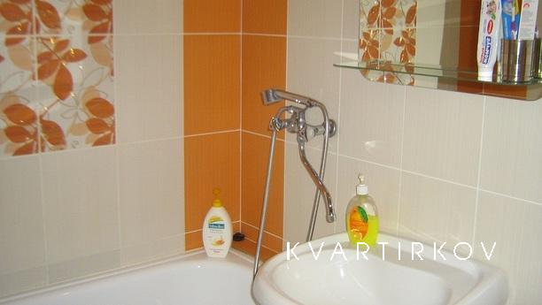 ОТ СОБСТВЕННИКА  ЧИСТАЯ И УЮТНАЯ КВАРТИР, Краснодар - квартира посуточно