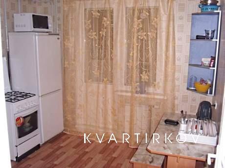 уютная квартира с косметическим ремонтом, рядом, магазины, о