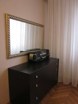 Сдается на различные сроки 2-х комнатная, Сочи - квартира посуточно