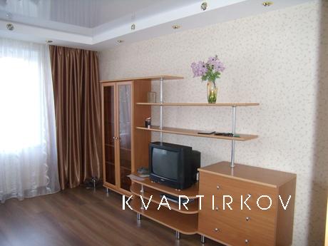 Посуточно у ледовой Арены ТРАКТОР, интернет, WI - FI. 2-х ко