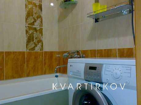 Посуточно у ледовой Арены, Челябинск - квартира посуточно