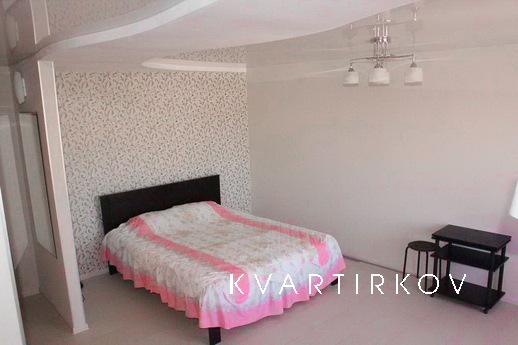 Сдам посуточно студию в центре, евро, Краснодар - квартира посуточно