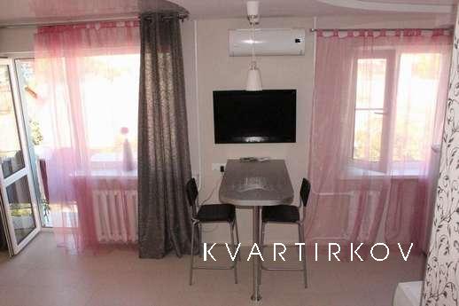 Сдам посуточно студию в центре, евро, Краснодар - квартира посуточно