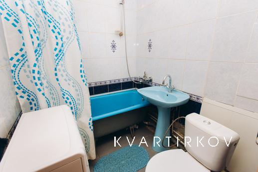 . in the borough w / Station Lunacharsko, Yekaterinburg - apartment by the day