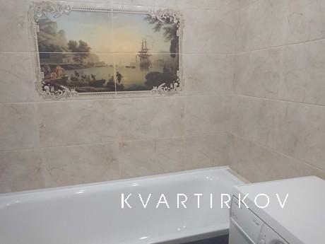 2 bedroom apartment on Krasnoarmeyskaya, Rostov-on-Don - apartment by the day