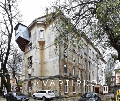 Apartment on Kanatnaya/ Boulevard of Art, Odessa - apartment by the day