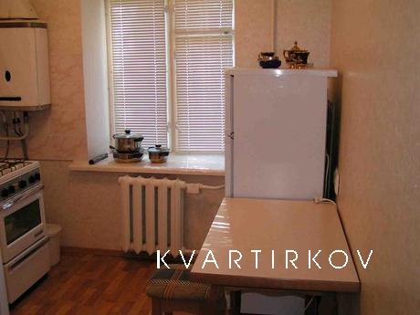 Уютная, чистая, мебелированная!!! Отчетные документы!!!