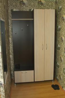 1-комн. ВОЗЛЕ МЕТРО, РЯДОМ АКВОПАРК, Екатеринбург - квартира посуточно