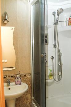 1-комн. кв. возле АВТОВОКЗАЛА ЮЖНОГО, Екатеринбург - квартира посуточно