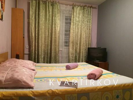 Сдается на сутки на часы отдельная комната, в 100 метрах от 