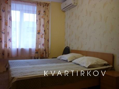 Подобово 2 кім. квартира в Краснодарі, Краснодар - квартира подобово