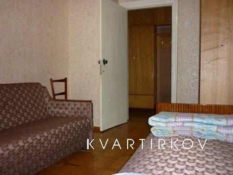 3 кім. квартира в Центрі Краснодара, Краснодар - квартира подобово