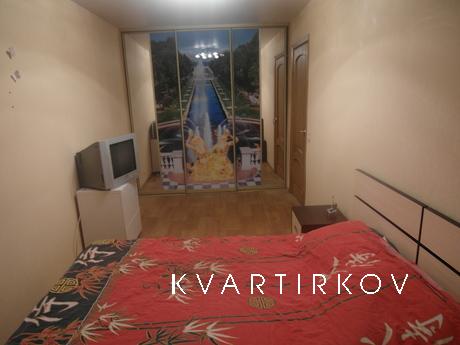 Сдается посуточно 2к. квартира. Евро ремонт. Оснащена всем н