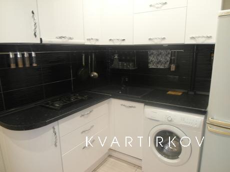 Сдается посуточно 2к. квартира. Евро, Казань - квартира посуточно