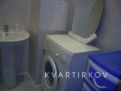 Сдам посуточно 1,2, 3 комнатные в городе, Сургут - квартира посуточно